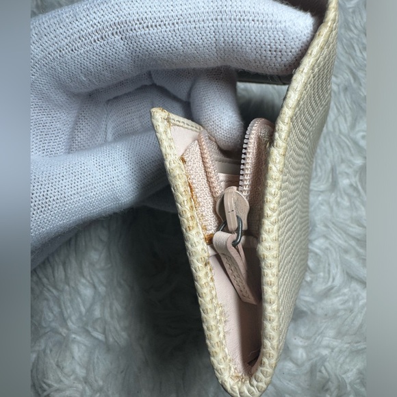 🛑 SOLD 🛑 Gucci Card Case - Picture 9 of 10